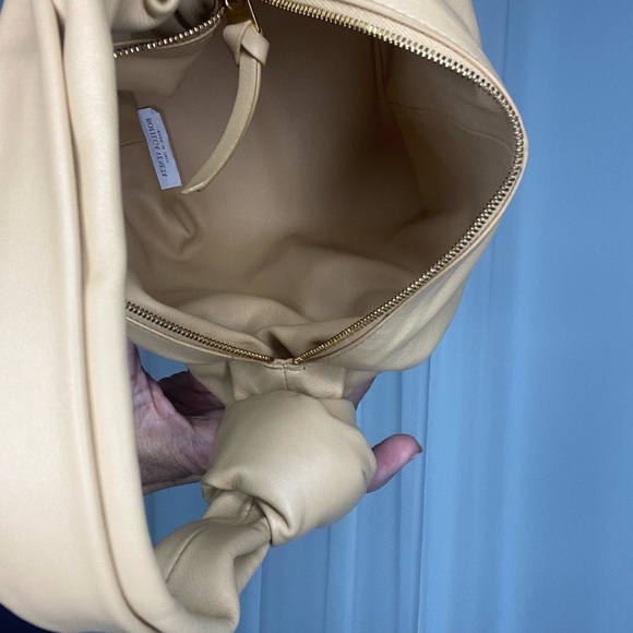 Bottega Veneta double knot - Picture 13 of 13